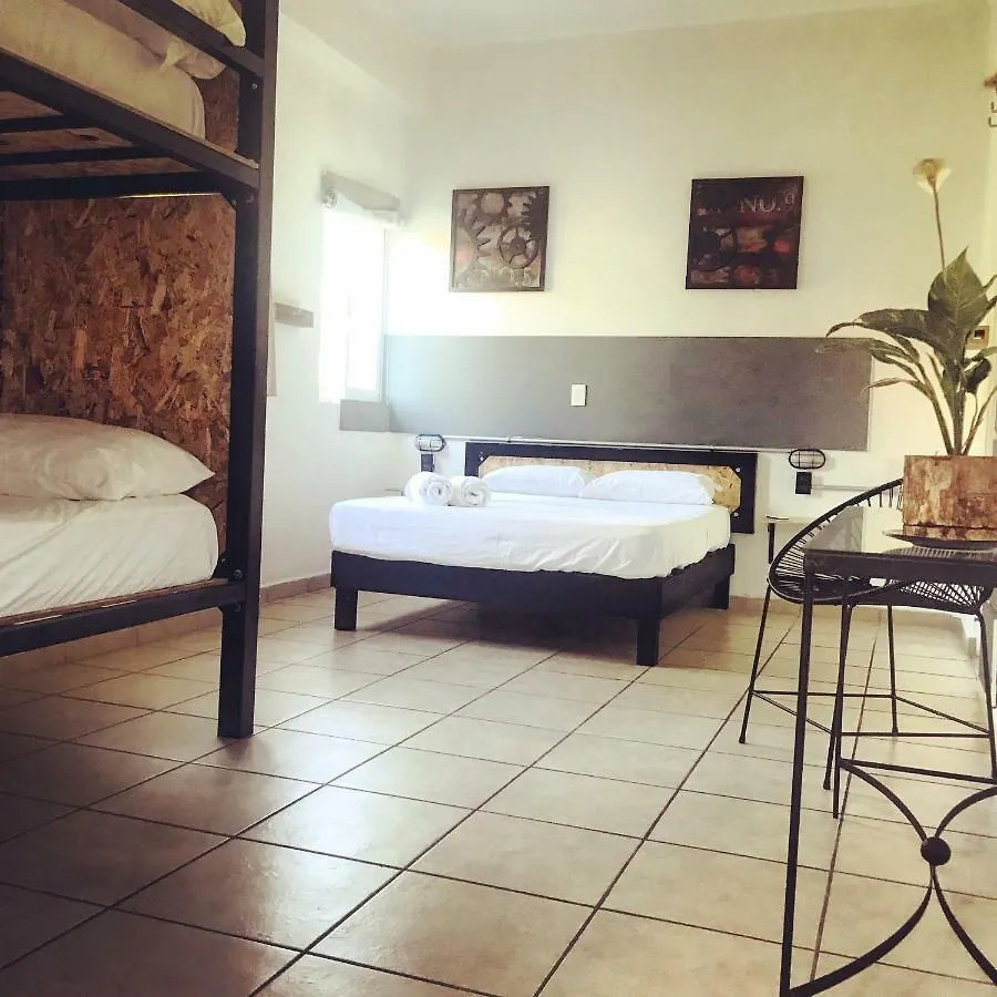 Urban Beach Chic Hostel Playa del Carmen
